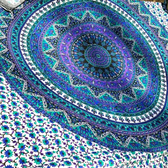 HUGE Wall Tapestry Hanging Art Mandala - Picture 6 of 7